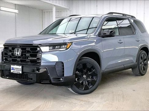 New 2026 Honda Pilot Black Edition image 2