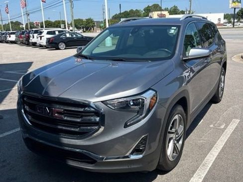 Used 2021 GMC Terrain SLT FWD image 1