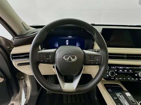 Used 2023 INFINITI QX60 Sensory w/ Cargo Package image 12