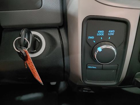 Used 2016 RAM 2500 Big Horn AWD/4WD image 35