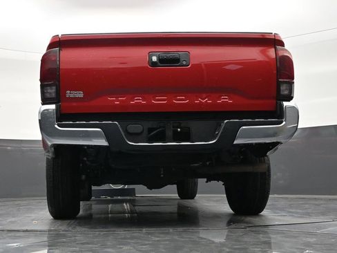 Used 2022 Toyota Tacoma SR5 RWD image 23