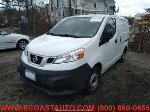 Used 2016 Nissan NV200 S w/ Cruise Control Package image 3