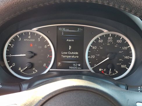 Used 2018 Nissan Sentra SV image 20