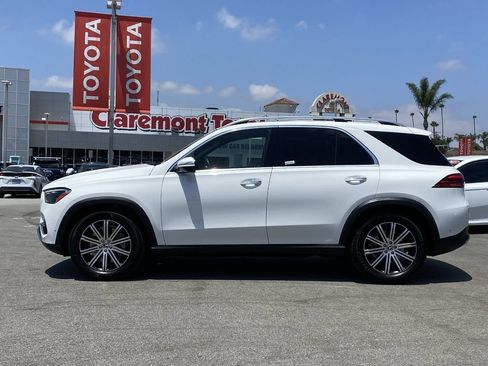 Used 2025 Mercedes-Benz GLE 450 4MATIC image 39