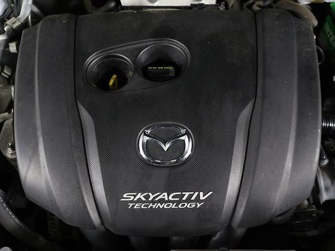 Used 2019 MAZDA CX-5 Touring image 16