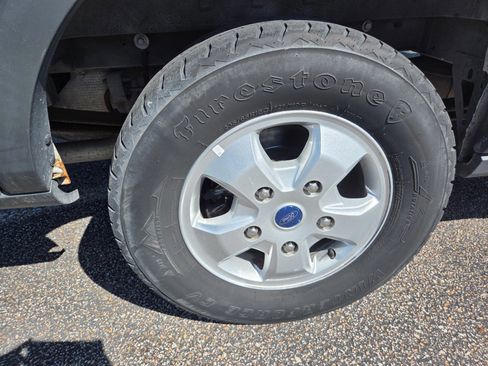 Certified 2017 Ford Transit 350 XLT image 11