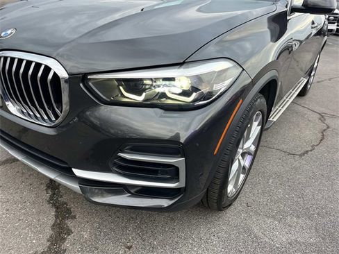 Used 2023 BMW X5 sDrive40i w/ Premium Package image 9