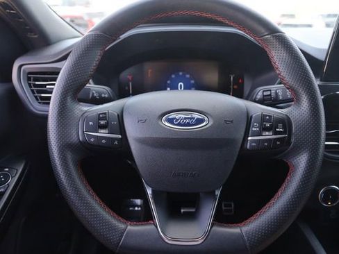 Certified 2023 Ford Escape ST-Line FWD image 11