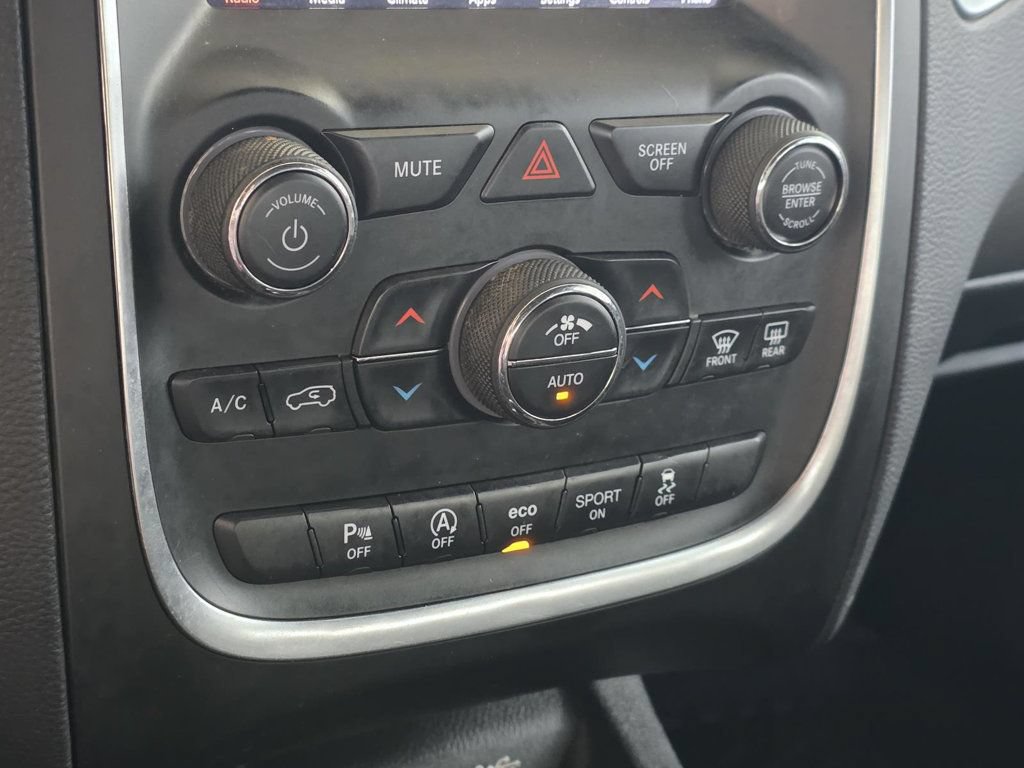 Used 2019 Dodge Durango SXT RWD image 16