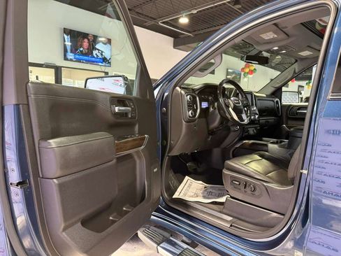 Used 2019 GMC Sierra 1500 SLT w/ SLT Premium Package image 30