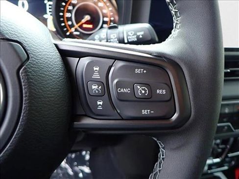 New 2025 Jeep Wrangler Unlimited Rubicon image 14