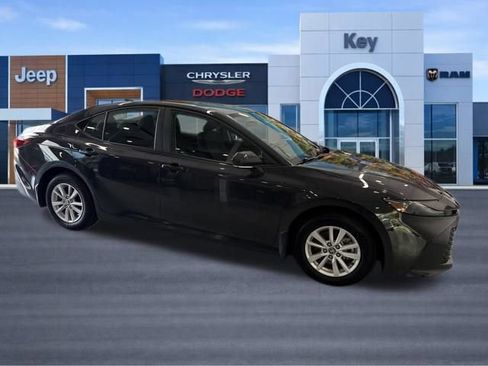 Used 2026 Toyota Camry LE w/ Convenience Package AWD/4WD image 9