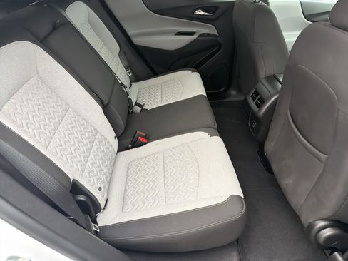 Used 2024 Chevrolet Equinox LS image 16