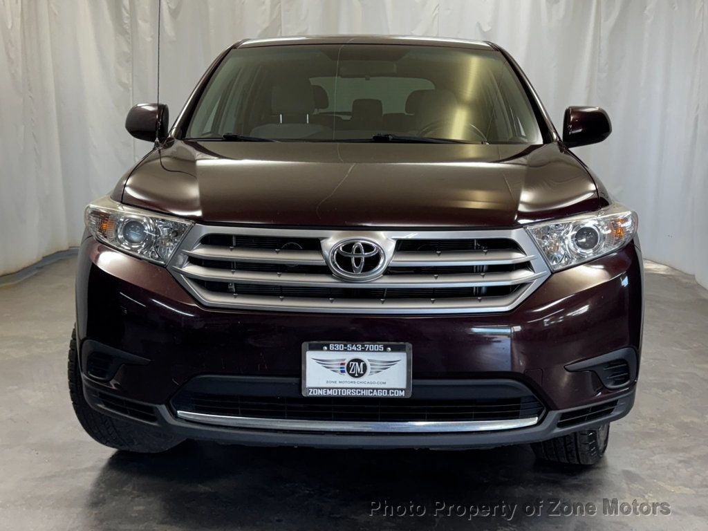 Used 2011 Toyota Highlander 4WD w/ Tow Pkg image 4