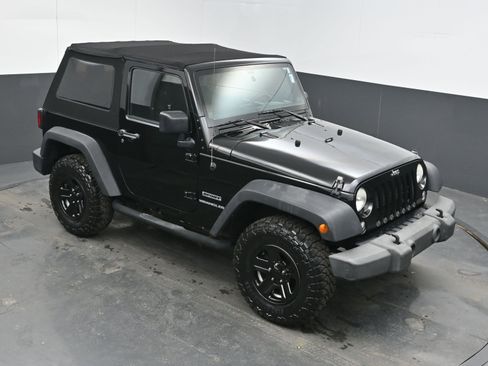 Used 2014 Jeep Wrangler Sport image 26