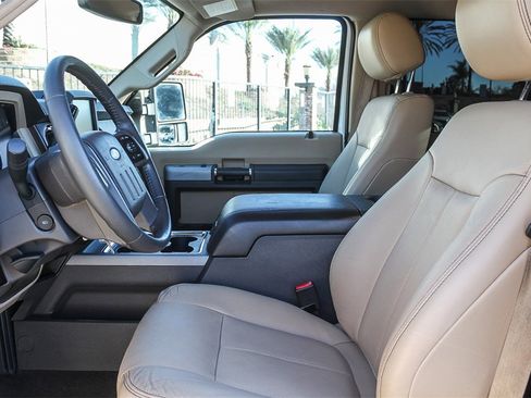 Used 2015 Ford F250 Lariat w/ Chrome Package image 22