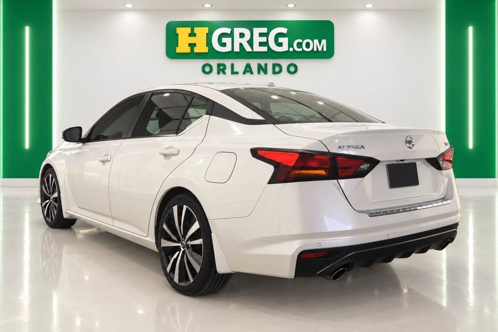 Used 2020 Nissan Altima 2.5 SR FWD image 2