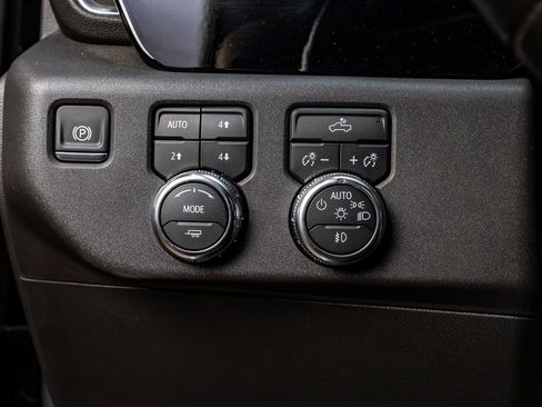 Used 2024 GMC Sierra 1500 Elevation w/ X31 Off-Road Package image 17