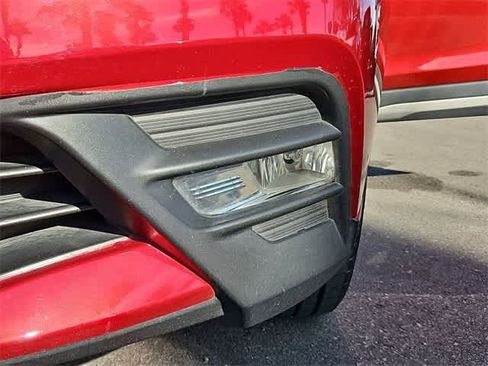 Used 2020 Nissan Kicks SR w/ SR Premium Package image 11