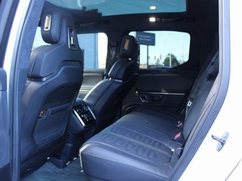 Used 2023 Rivian R1T Adventure image 20
