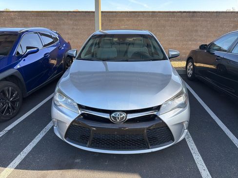 Certified 2017 Toyota Camry LE FWD image 3