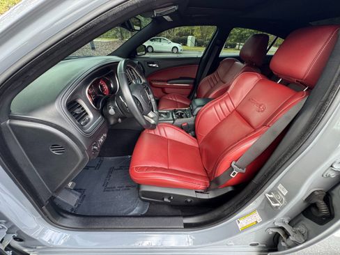 Used 2022 Dodge Charger SRT Hellcat w/ Harman/Kardon Audio Group image 25