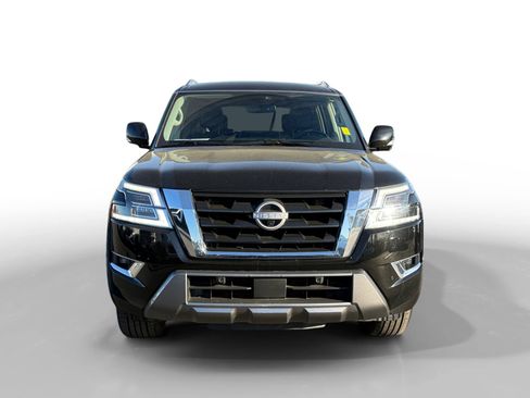 Used 2024 Nissan Armada SL w/ Captain's Chairs Package AWD/4WD image 8