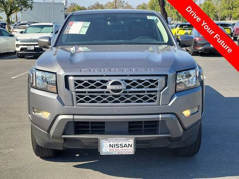 Used 2022 Nissan Frontier SV RWD image 32