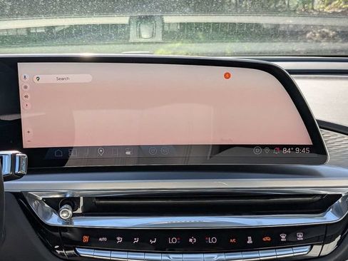 Certified 2024 Cadillac Lyriq Luxury AWD/4WD image 19