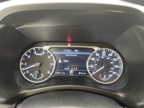 Used 2024 Nissan Sentra SR w/ SR Premium Package FWD image 18