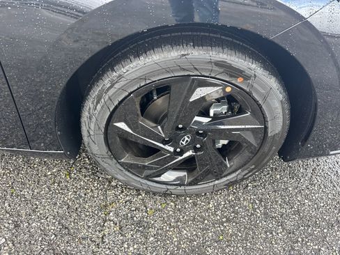 New 2026 Hyundai Elantra SEL Sport image 12