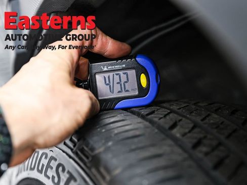 Used 2022 Subaru Forester Premium image 31