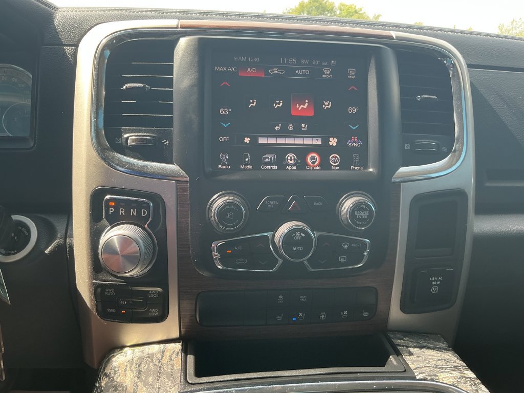 Used 2016 RAM 1500 Laramie AWD/4WD image 29