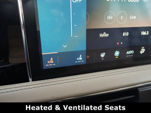 Used 2024 Lincoln Corsair Reserve w/ Equipment Group 201A image 8