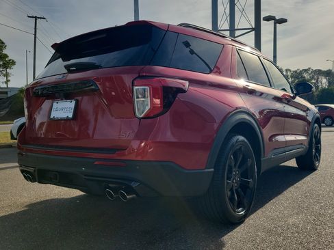 Used 2023 Ford Explorer ST w/ Equipment Group 401A image 5