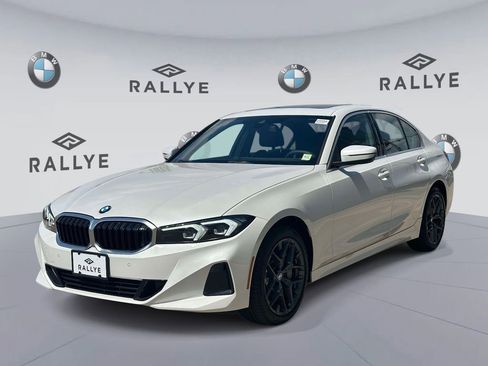 Certified 2025 BMW 330i xDrive Sedan w/ Convenience Package image 5