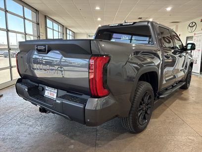 New 2026 Toyota Tundra SR5 w/ SR5 Convenience Package