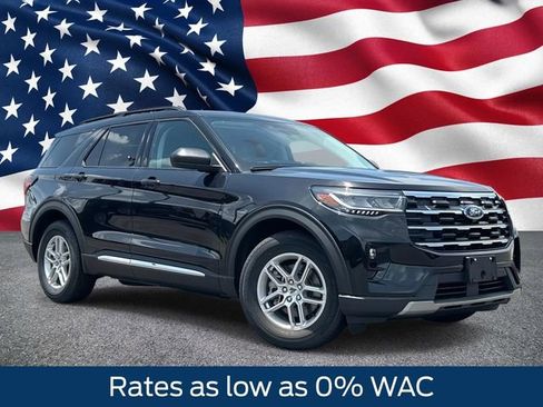 New 2025 Ford Explorer Active w/ Active Comfort Package image 1