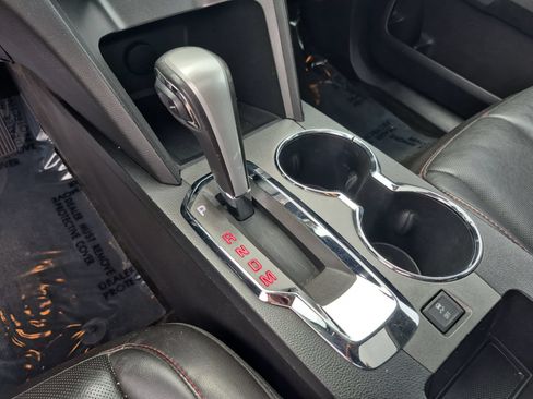 Used 2015 GMC Terrain SLT AWD/4WD image 16