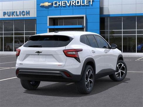 New 2026 Chevrolet Trax RS image 4