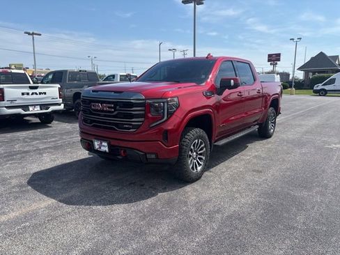 Used 2022 GMC Sierra 1500 AT4 w/ AT4 Premium Package AWD/4WD image 1