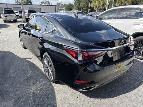 Used 2019 Lexus ES 350 w/ Premium Package FWD image 3