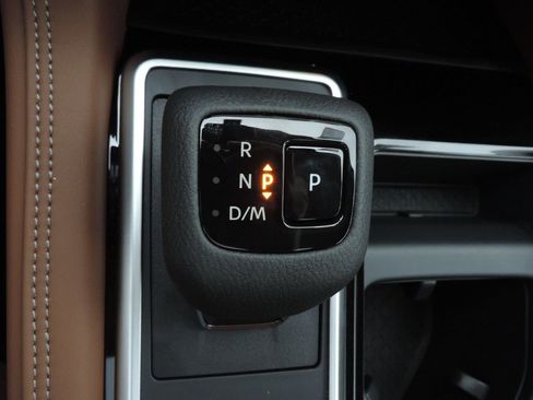 New 2025 Nissan Pathfinder Platinum w/ Cargo Package image 25