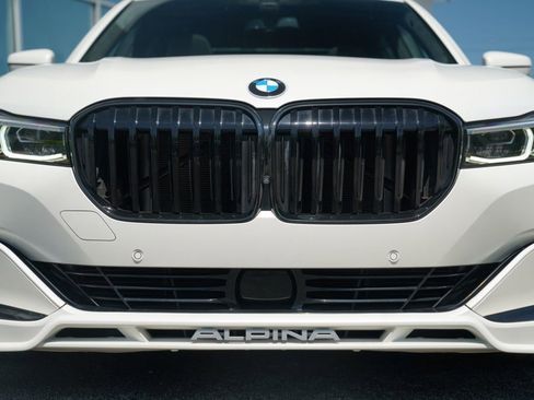 Used 2022 BMW ALPINA B7 xDrive w/ Luxury Rear Seating Package AWD/4WD image 29