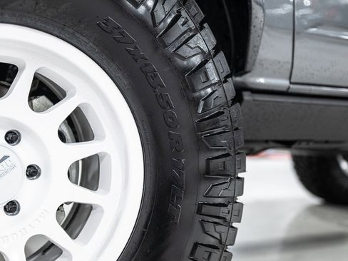 New 2025 Ford Bronco Heritage Edition image 17