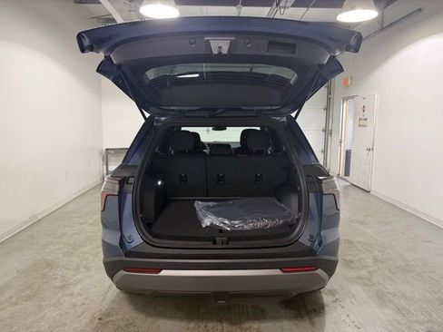 New 2026 Chevrolet Equinox LT image 7