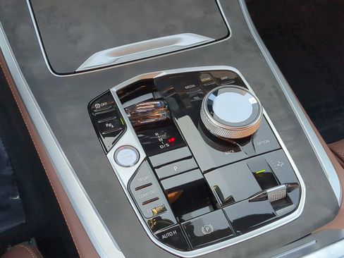 New 2026 BMW X5 sDrive40i w/ Executive Package image 19