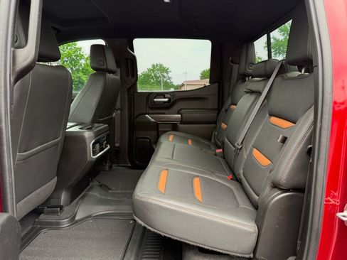 Used 2021 GMC Sierra 1500 AT4 w/ AT4 Preferred Package AWD/4WD image 25