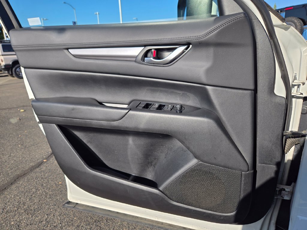 Used 2017 MAZDA CX-5 Touring FWD image 16