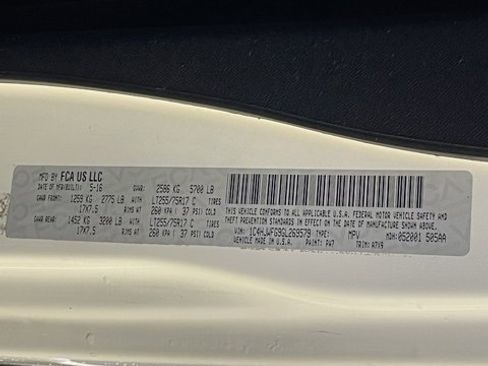 Used 2016 Jeep Wrangler Unlimited Rubicon w/ Dual Top Group image 24